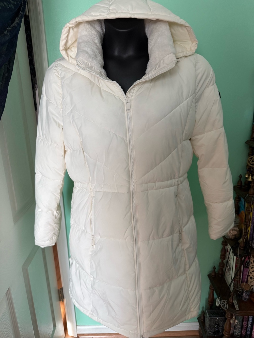 DKNY Women's Cream Hooded Long Puffer Coat